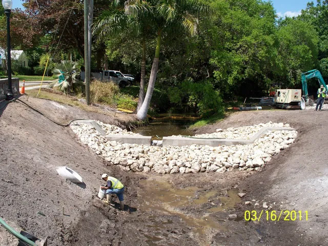 Weir%2BStructure 640w_0012_Weir%2BStructure%2B2 640w